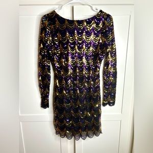 Women’s Size S / Small Sequin -Embroidered Sparkle Party Cocktail Body-con Dress